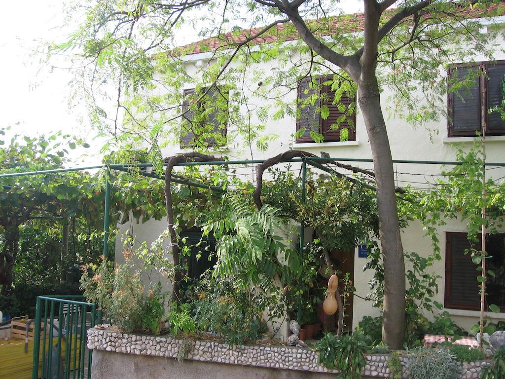 Guest House Kola Slano Exterior photo