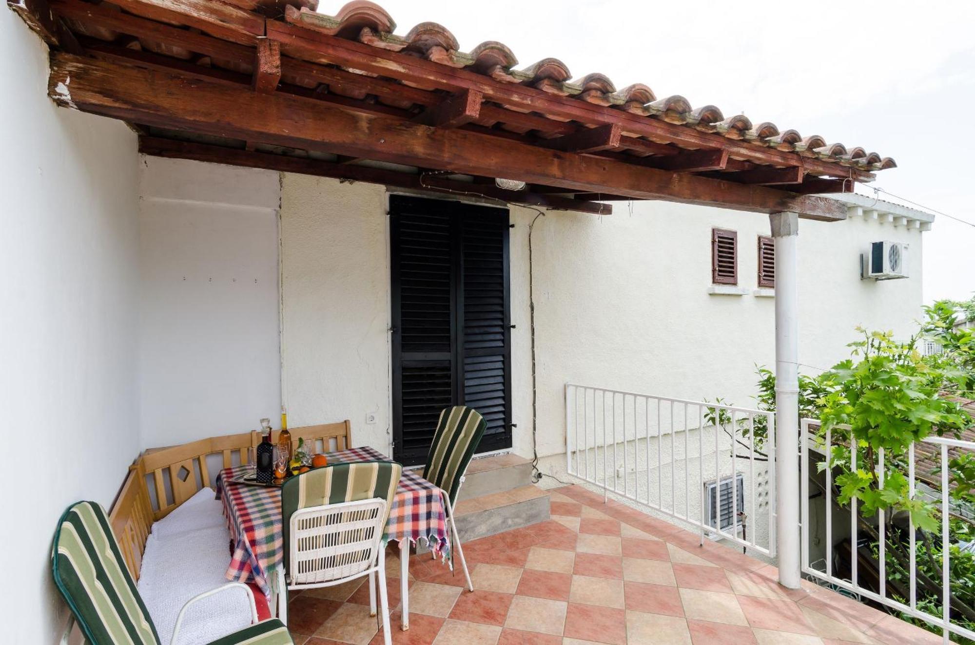 Guest House Kola Slano Exterior photo